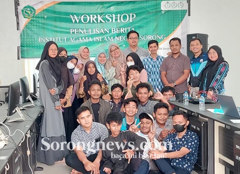 Iain Sorong Gandeng Pemred Sorongnews Gelar Workshop Penulisan Berita