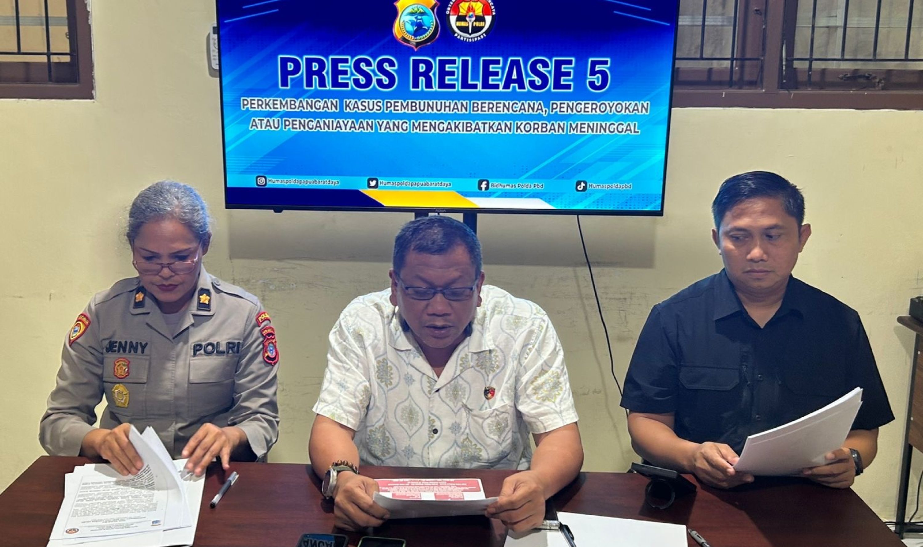 0302fd4b-b3d0-407f-b326-ad0691ae4904